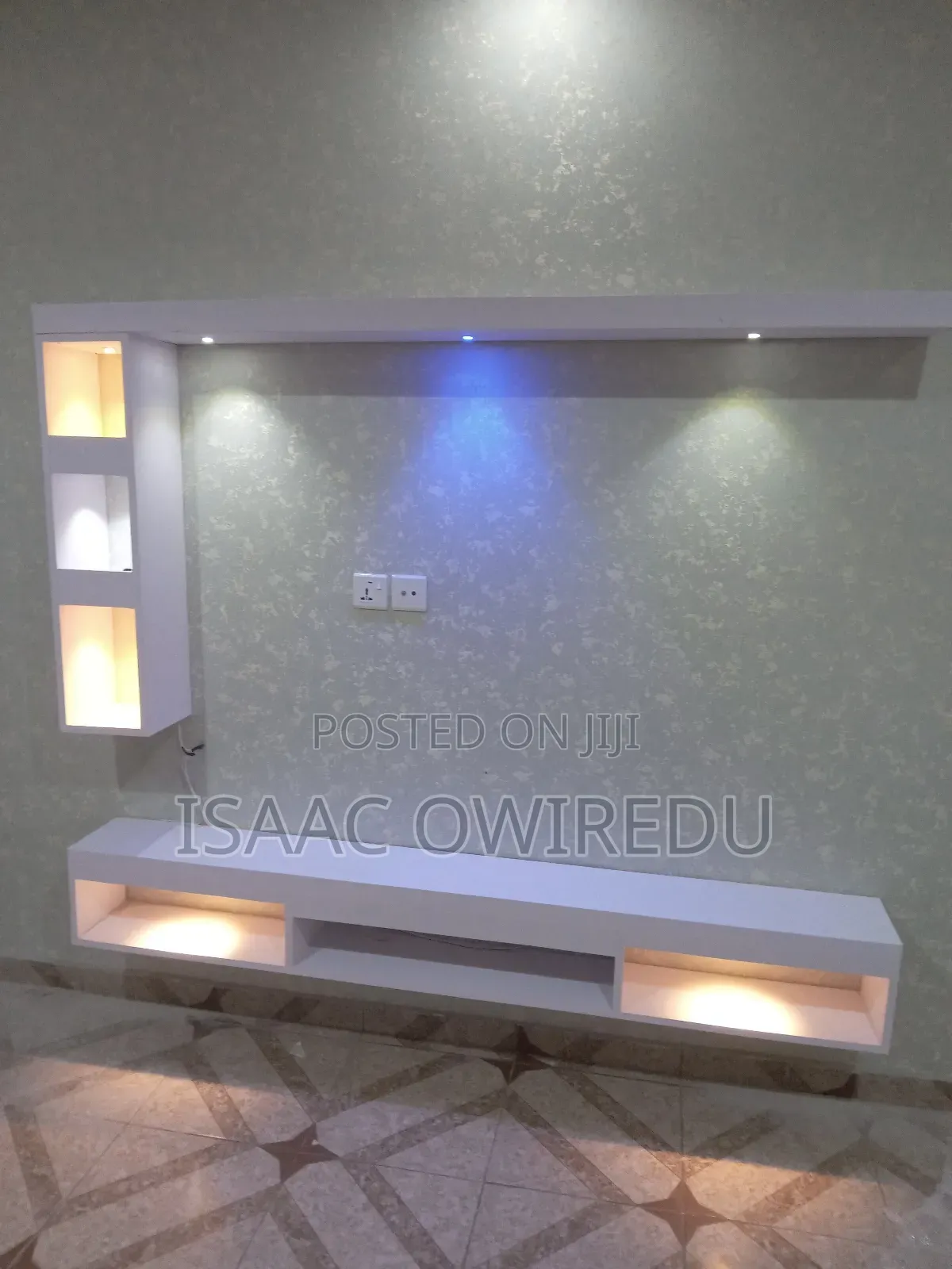 Television Wall Mount Design With Multi Sport Lights