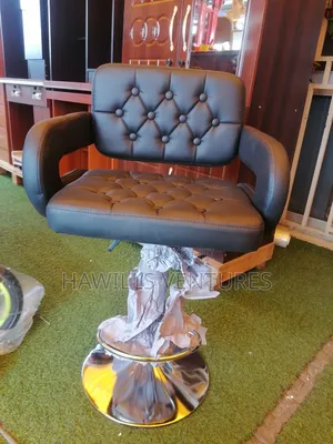 Saloon Chair