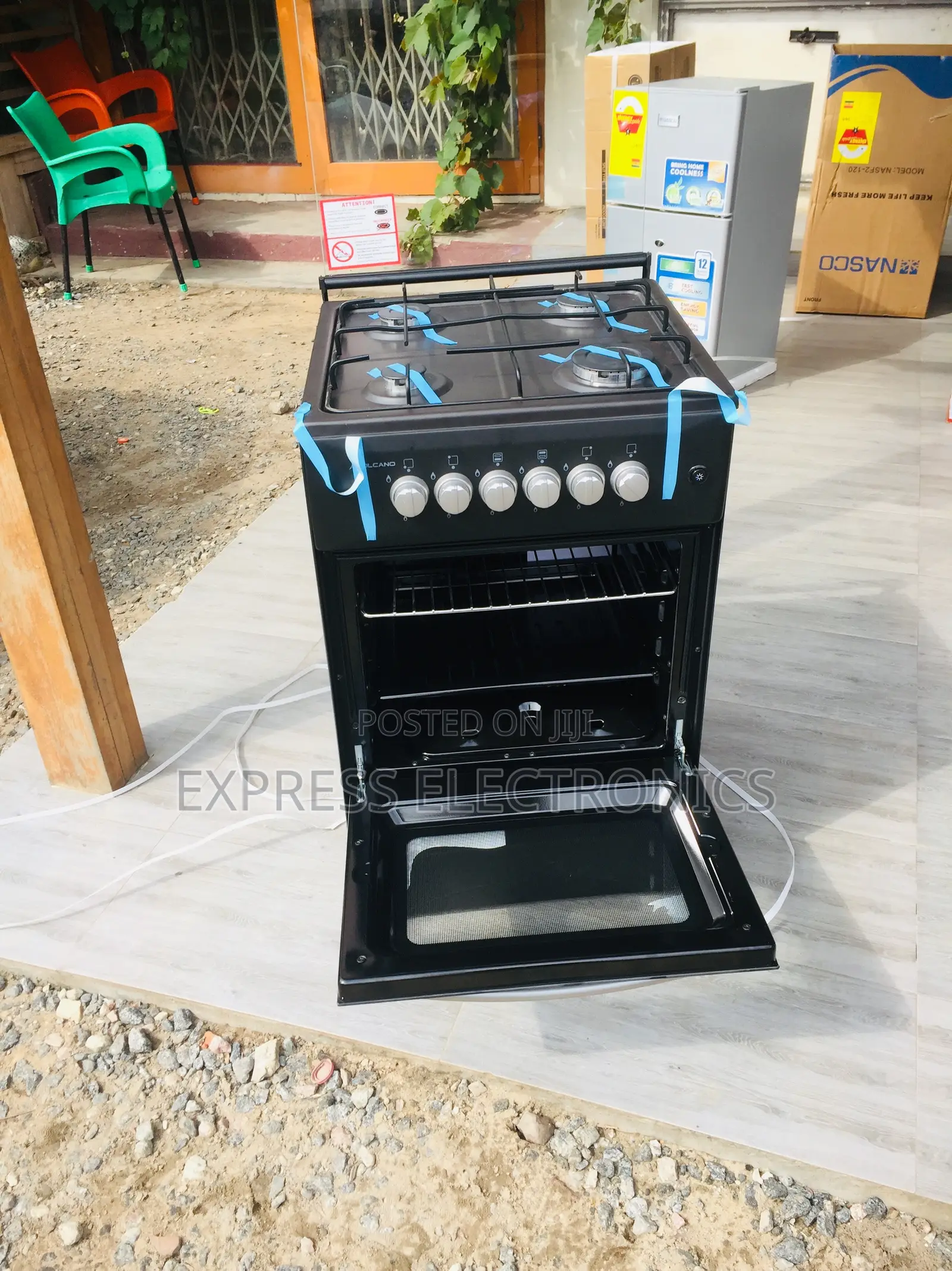High Quality Sleek Black Volcano 4burner 50/50
