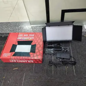 U800 Professional Light Kit With Remote Control and Tripod