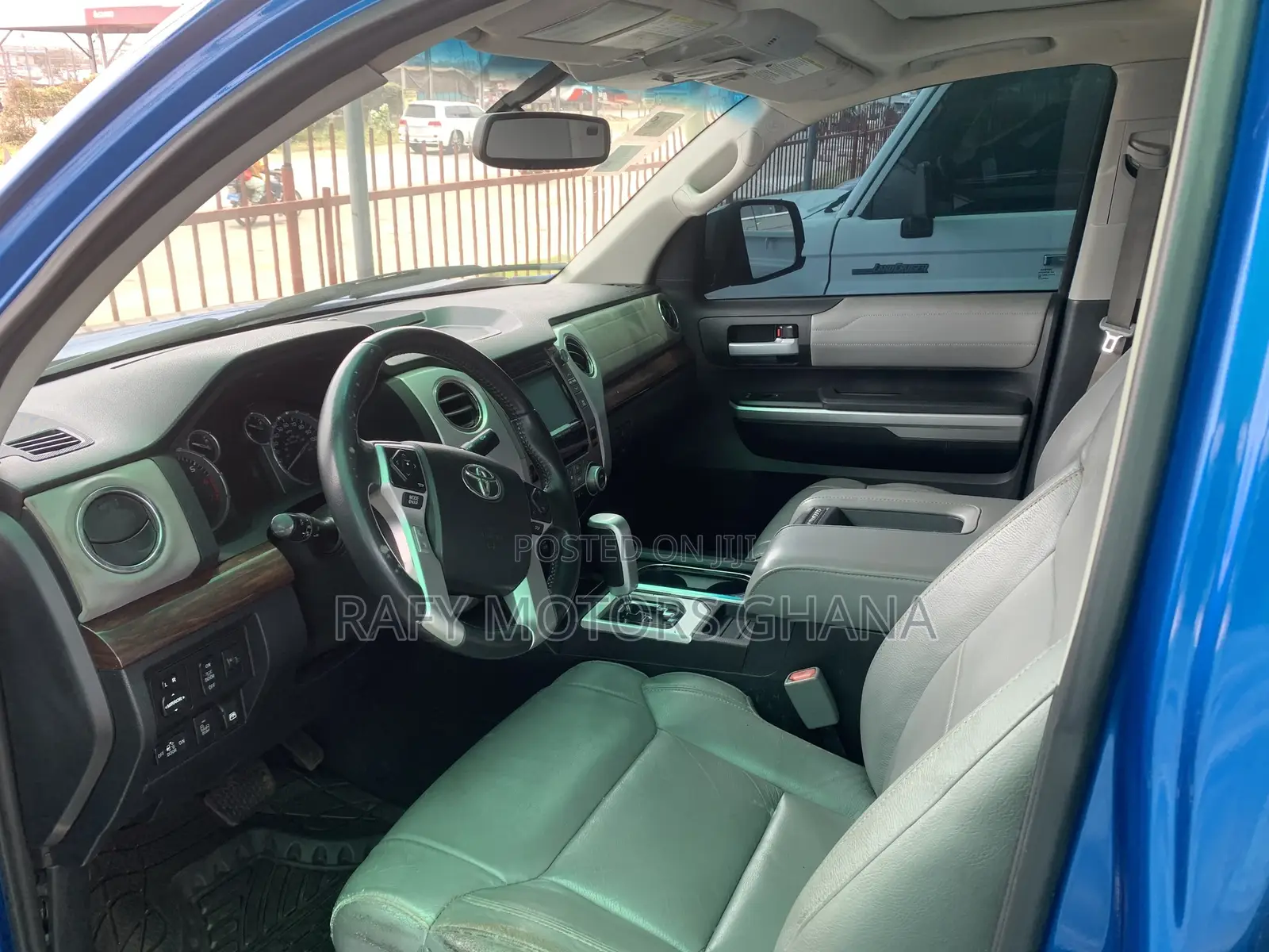 Toyota Tundra 2017 Blue