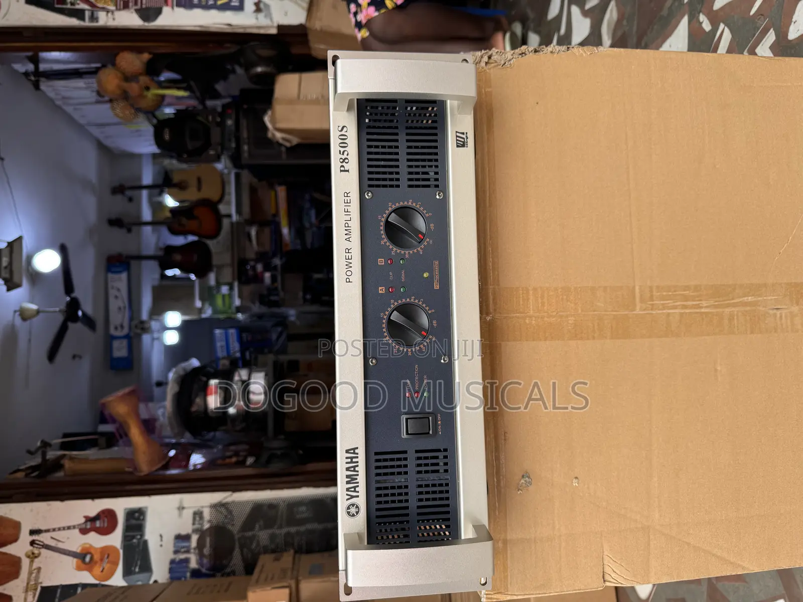 YAMAHA P-8500s Power Amplifier