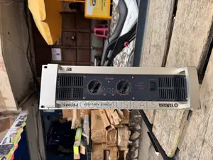 YAMAHA P-8500s Power Amplifier