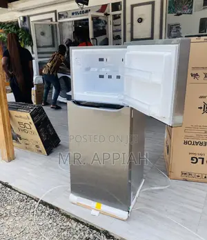 Extremely Chilling LG GN-B202SQBB 186L Electric Fridge 