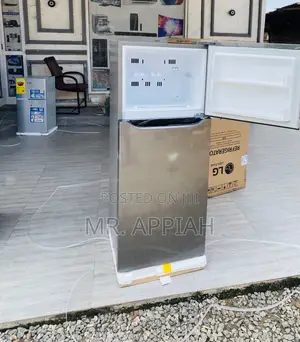 Extremely Cooling LG GN-B202SQBB Top Freezer Electric Fridge