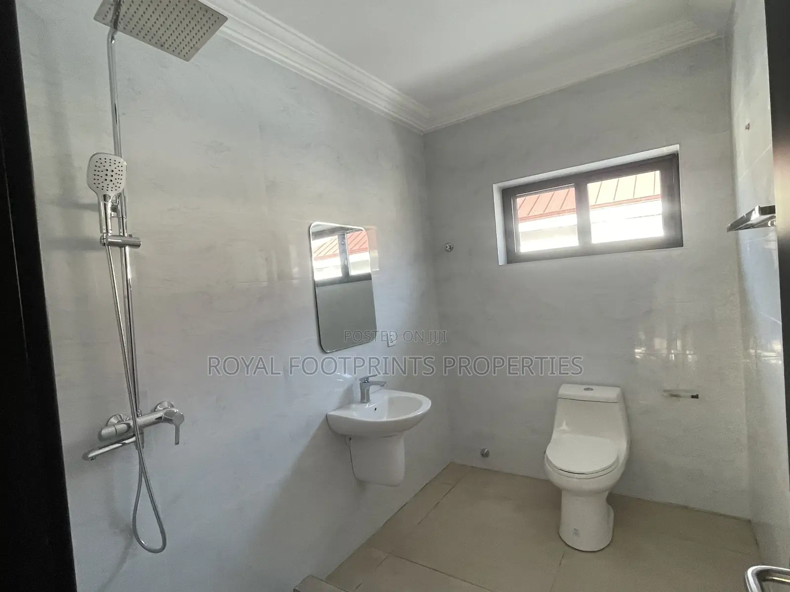 3bdrm House in Royals Footprints, Madina for rent