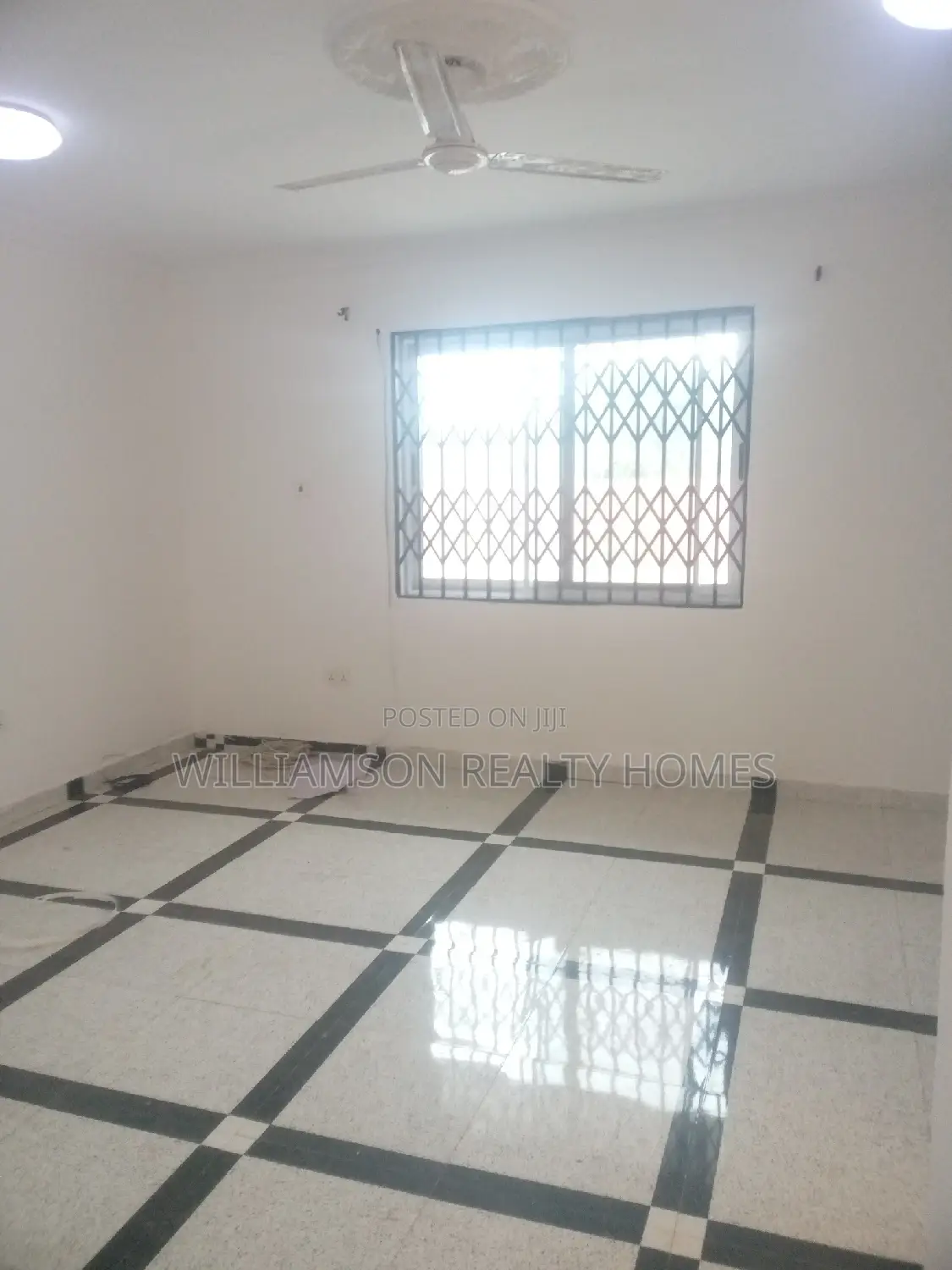 2bdrm Apartment in Community 18 Area, Spintex for rent