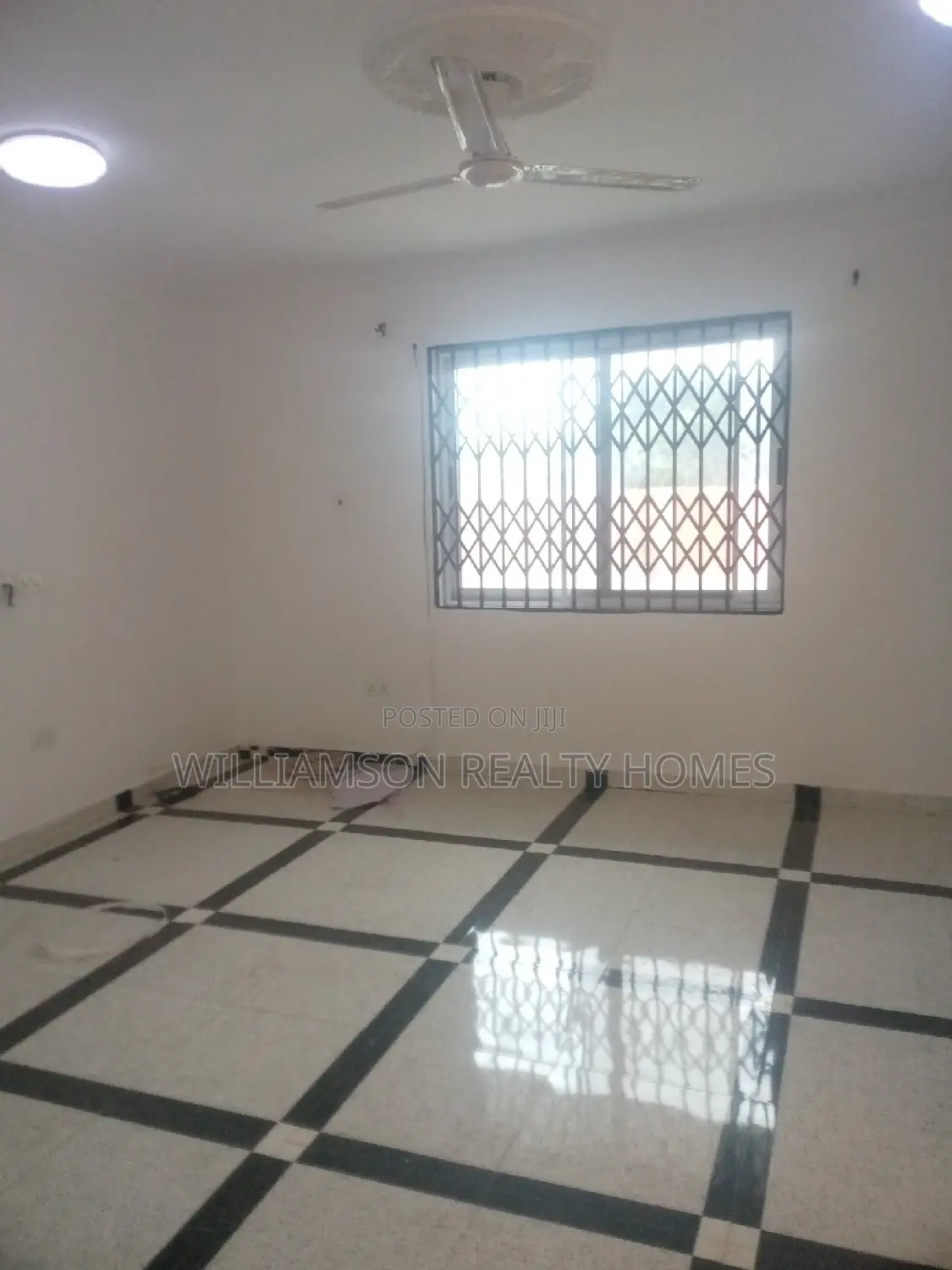 2bdrm Apartment in Community 18 Area, Spintex for rent