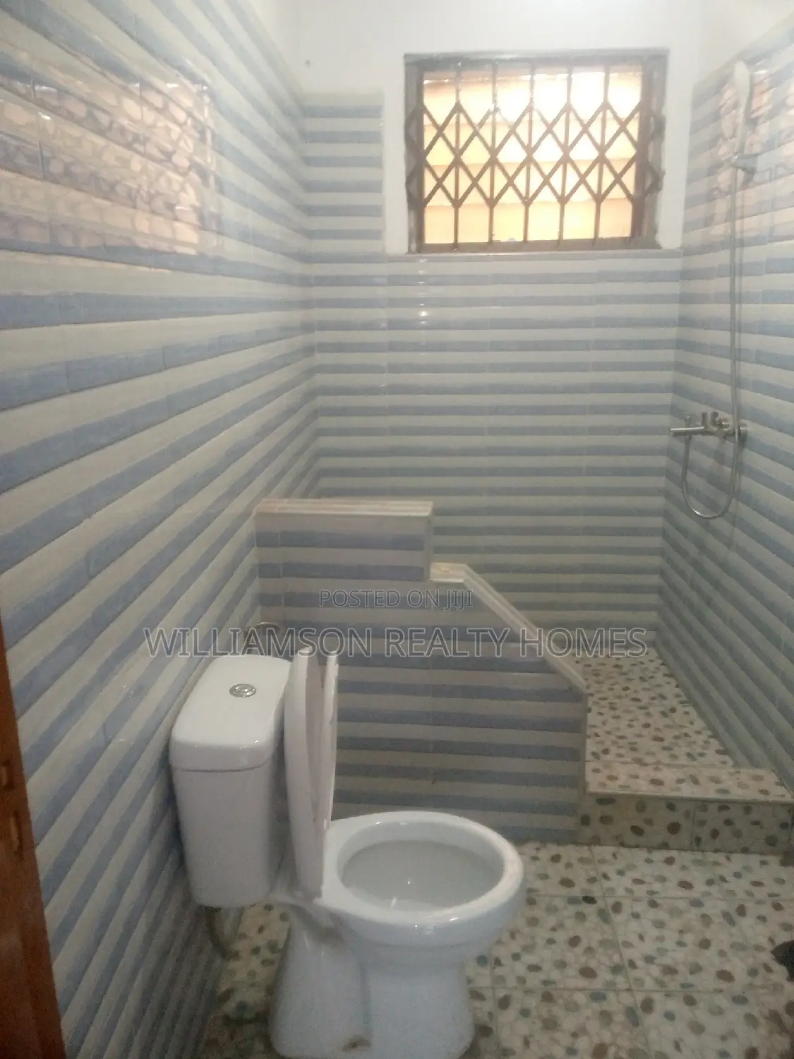 2bdrm Apartment in Community 18 Area, Spintex for rent