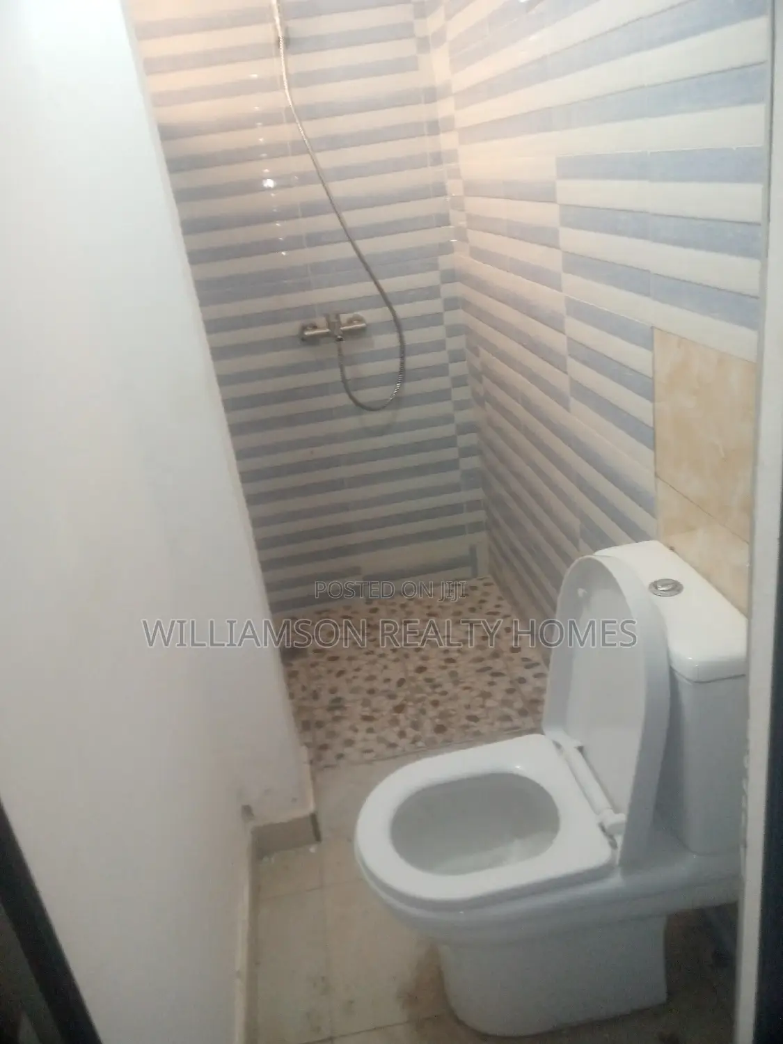 2bdrm Apartment in Community 18 Area, Spintex for rent