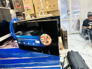 Auto Defrost Microwave Oven 20L Midea 