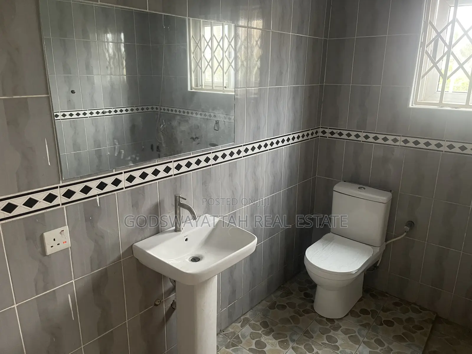 2bdrm Apartment in East Legon, Adjiriganor for rent