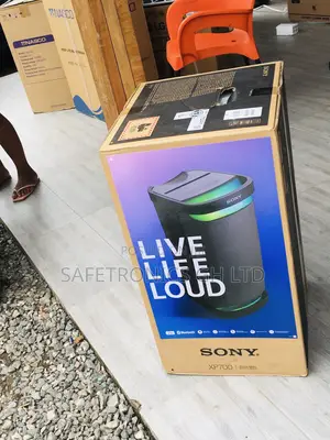 Elegant Bluetooth Wireless Sony SRS-XP500 Speakers