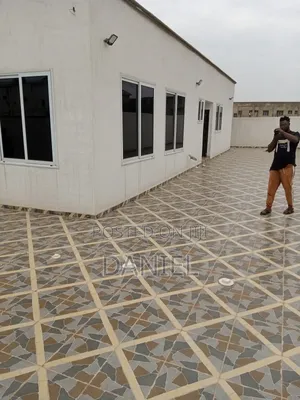3bdrm House in A2 Danilos Services, Oyibi for sale