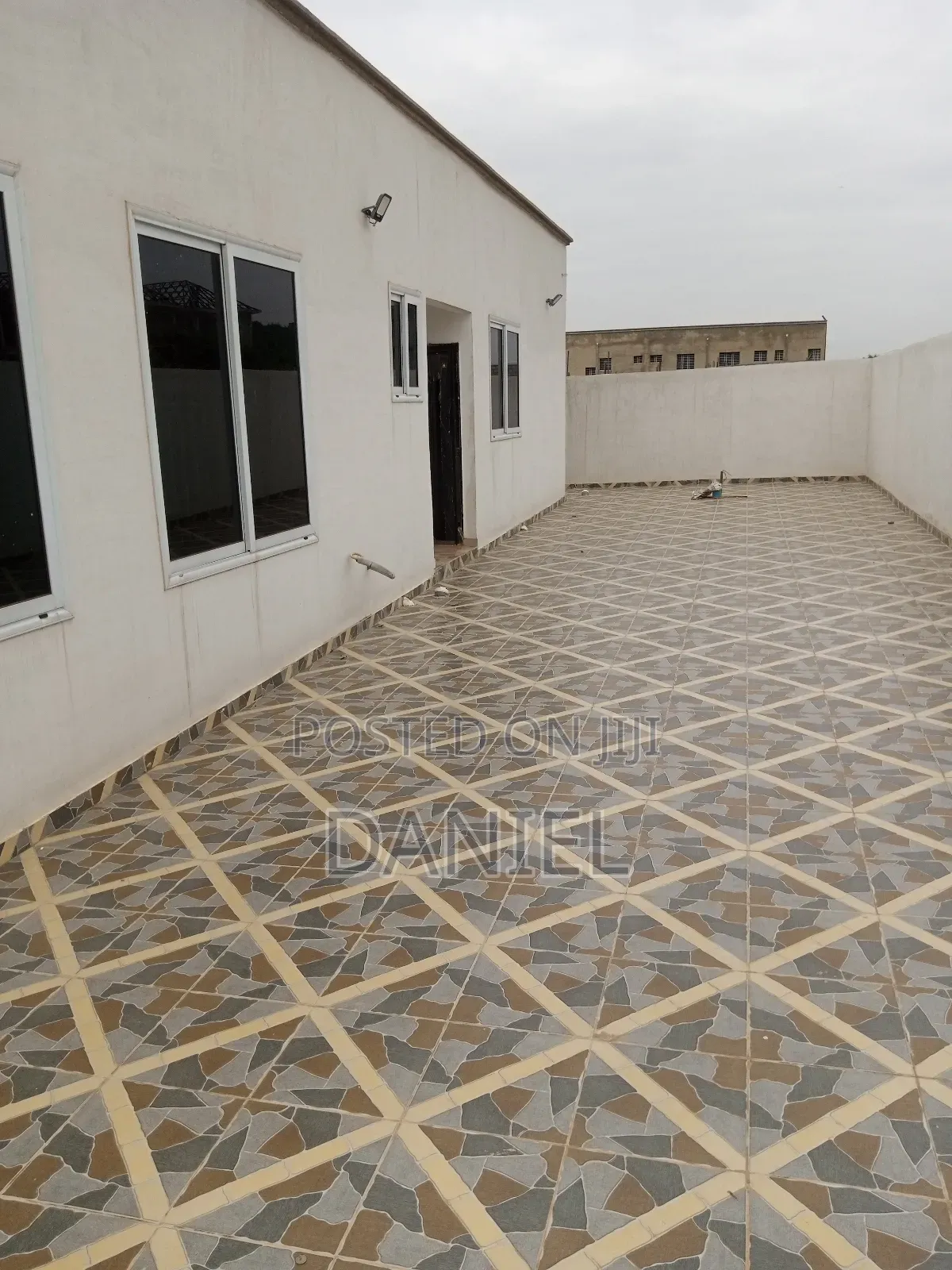 3bdrm House in A2 Danilos Services, Oyibi for sale
