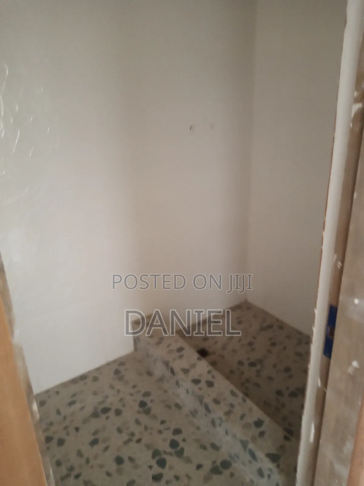 3bdrm House in A2 Danilos Services, Oyibi for sale