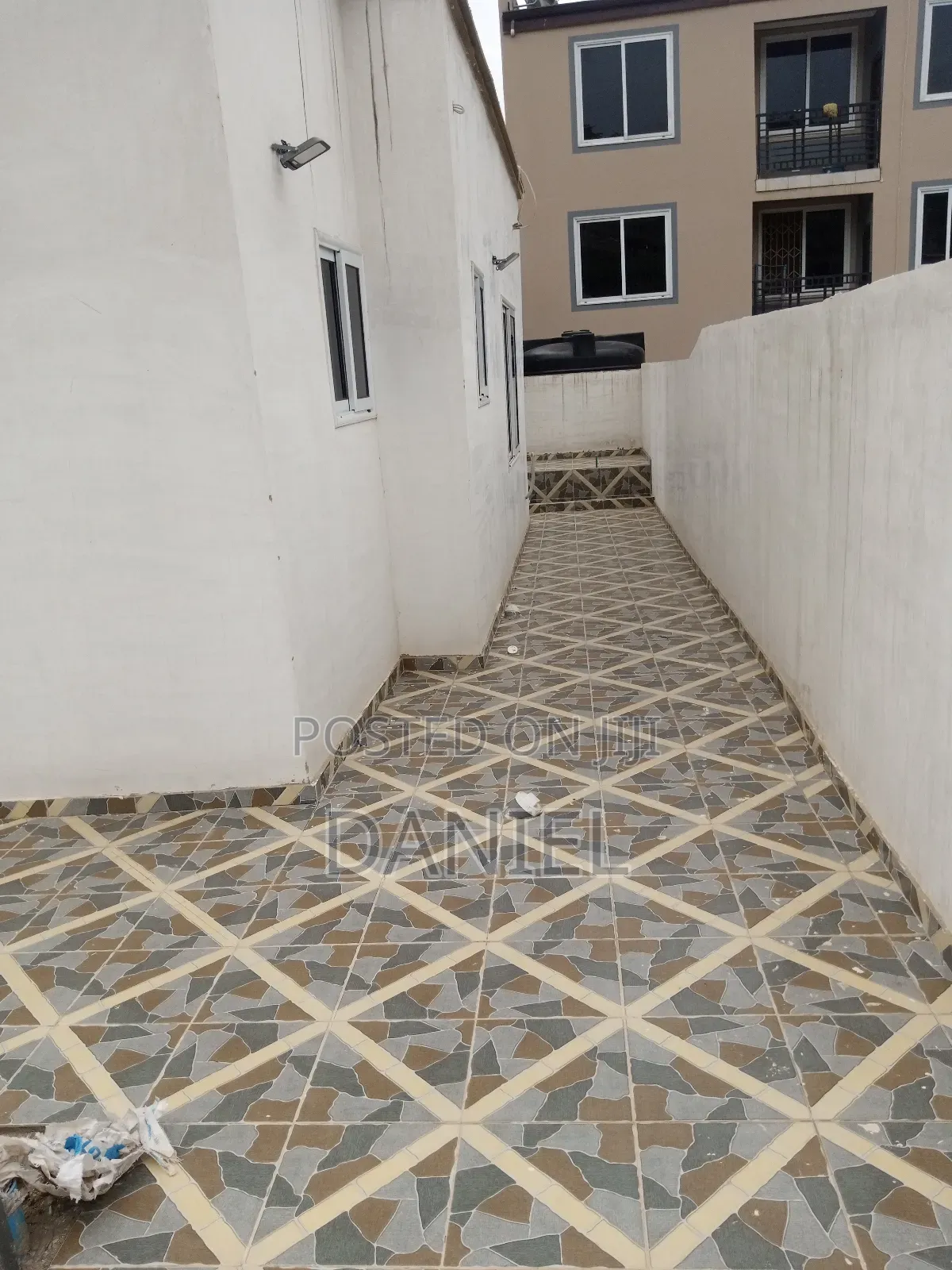 3bdrm House in A2 Danilos Services, Oyibi for sale
