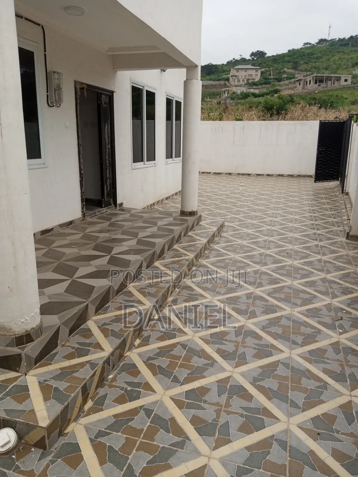 3bdrm House in A2 Danilos Services, Oyibi for sale