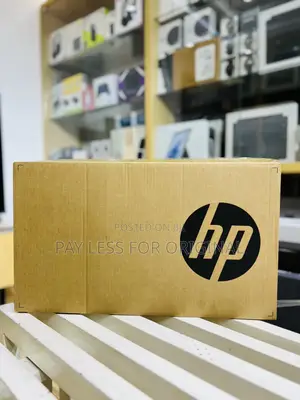 New Laptop HP 15-Ra003nia 4GB AMD Ryzen 3 SSD 1T