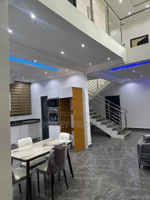 5bdrm Duplex in Kumasi for sale