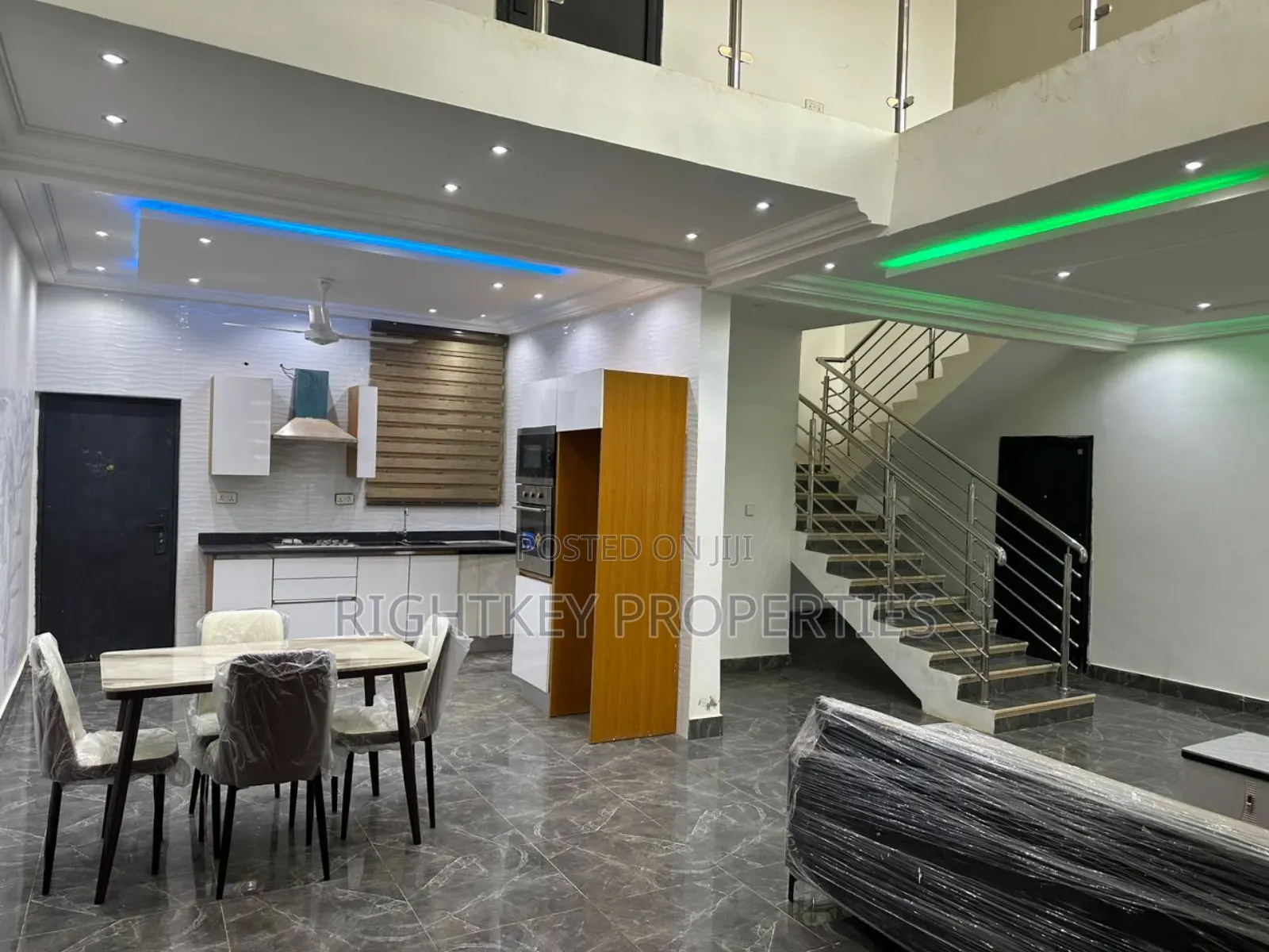 5bdrm Duplex in Kumasi for sale