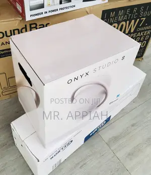 Elegantly Designed Harman Kardon Onyx 8 Bluetooth Speaker.