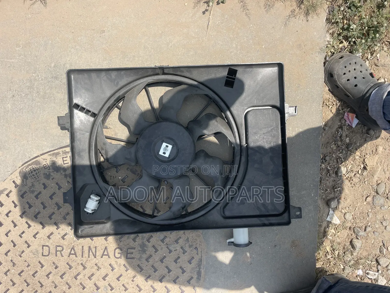 Hyundai Elantra Radiator Fan Water Tank Fan 2011 2012 2013