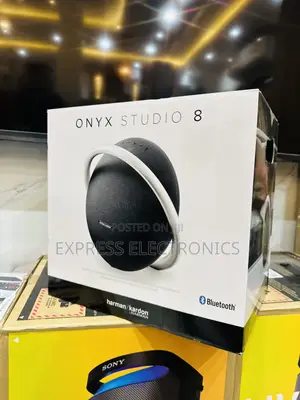 Sleek Black Nice Color Onyx 8 Bluetooth