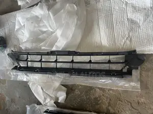 Honda Civic 2018 Bumper Grille