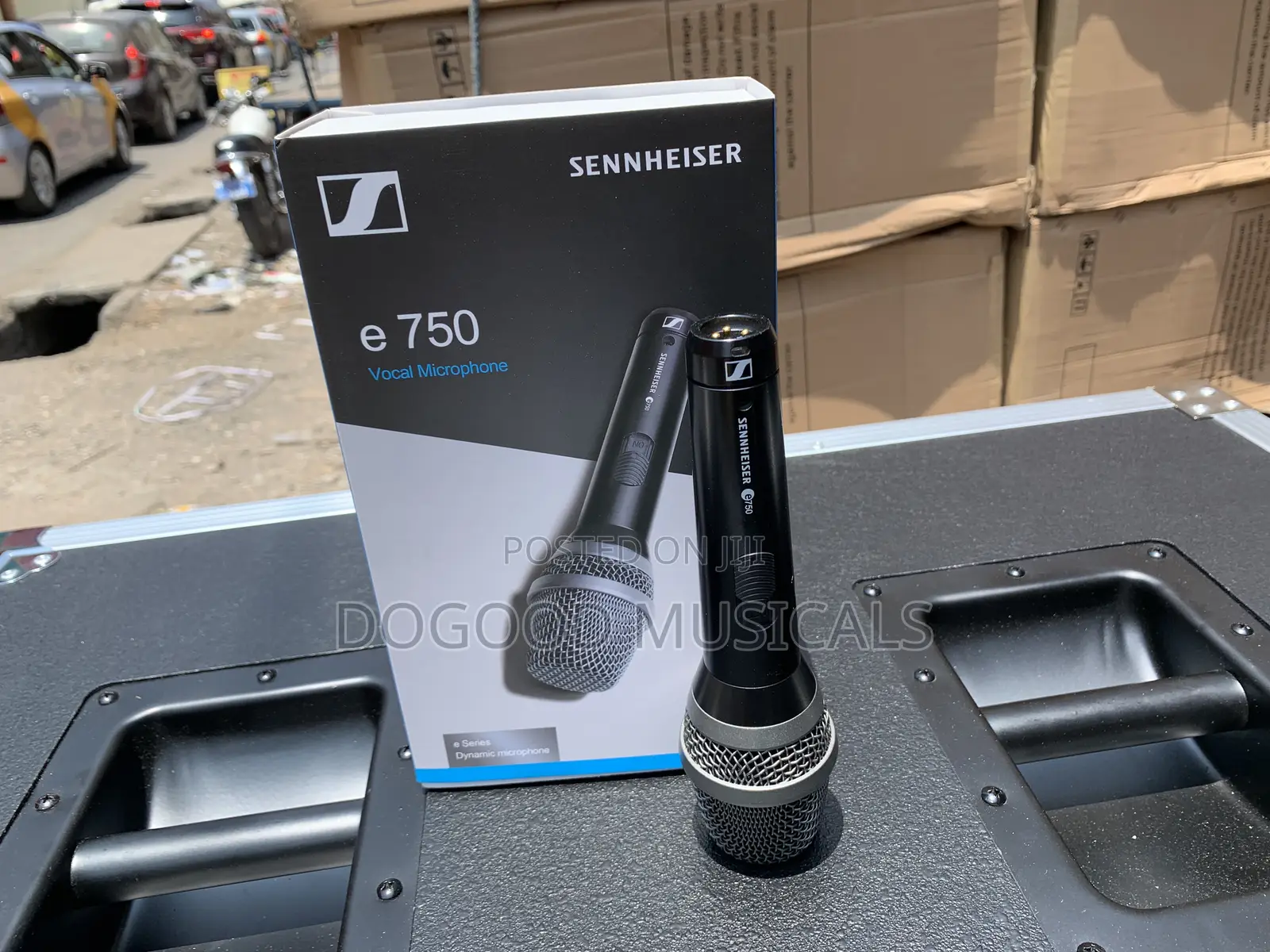 SENNHEISER E-750 Cord Vocal Microphone