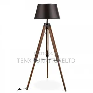 Floor Lamp (STURDY STRUCTURE)