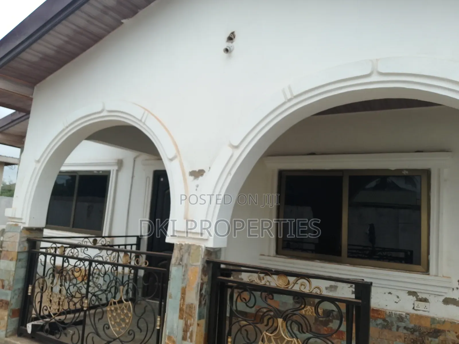 3bdrm House in Dki Properties, Oyibi for sale