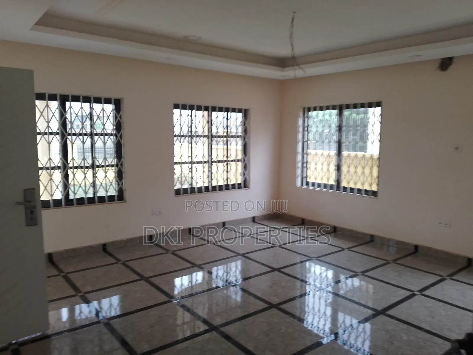 3bdrm House in Dki Properties, Oyibi for sale