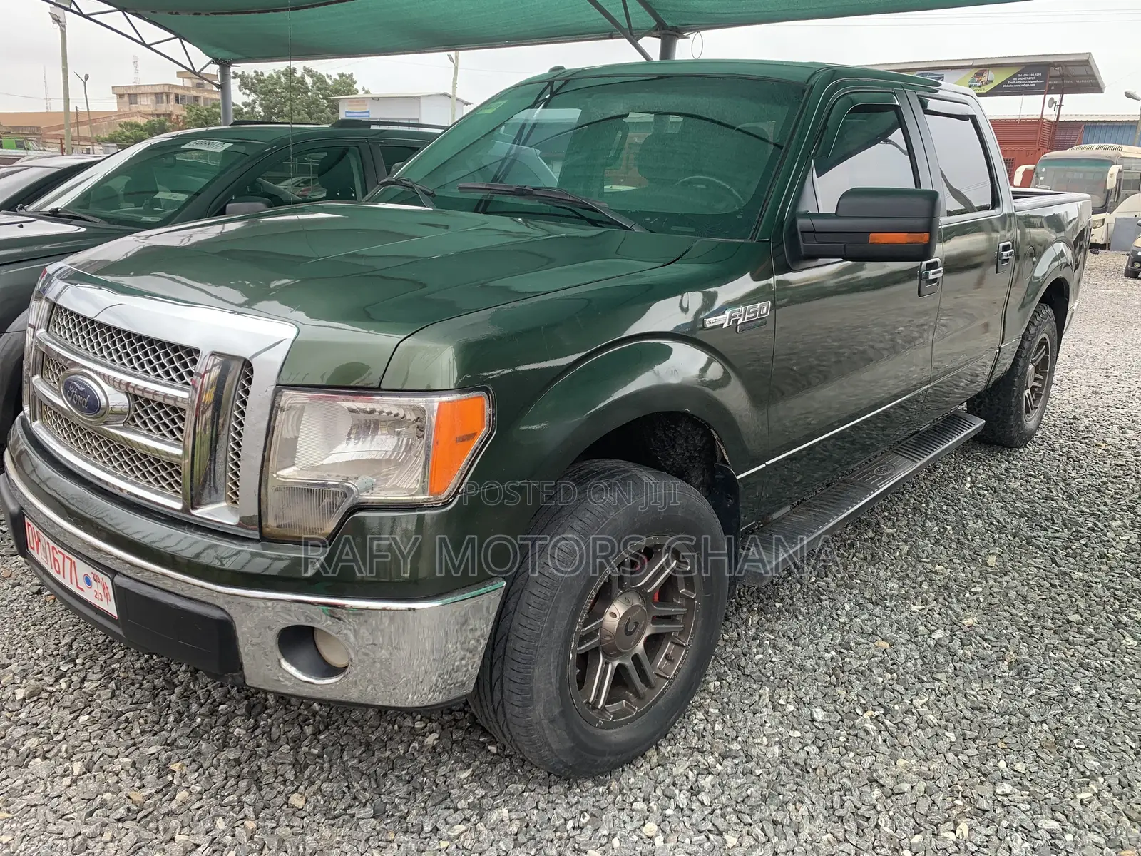 Ford F-150 XLT 2011 Green