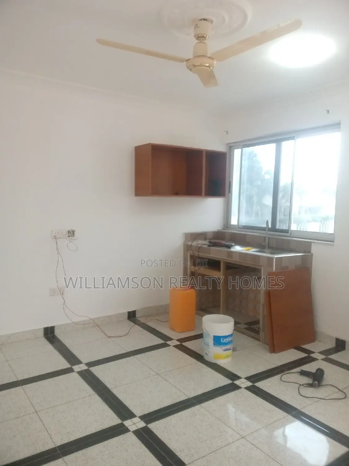 1bdrm Apartment in Community 18 Area, Spintex for rent