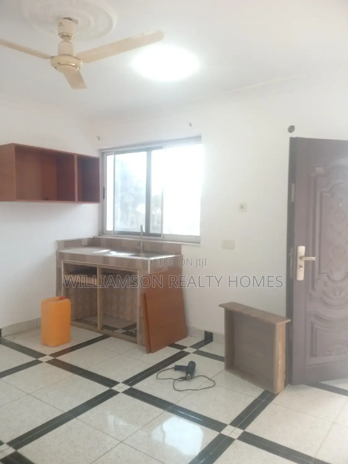 1bdrm Apartment in Community 18 Area, Spintex for rent