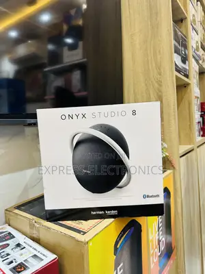 Elegant Design Onyx 8— Bluetooth Speaker