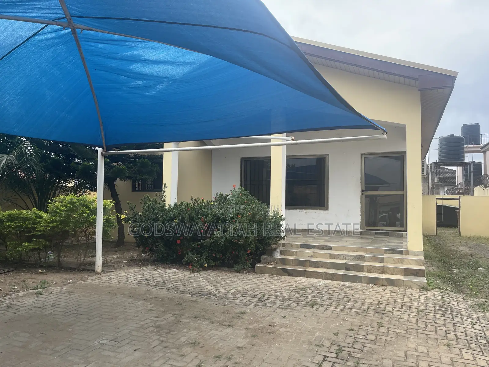 3bdrm House in East Legon, Adjiriganor for rent