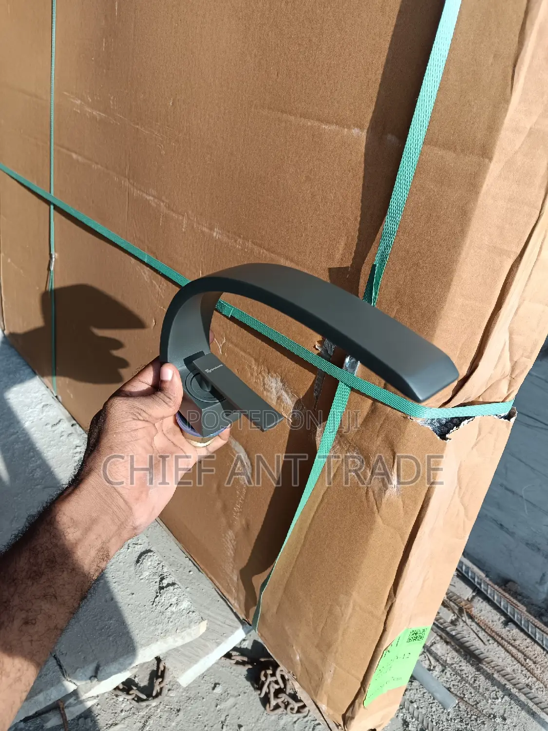 Faucet / Tap Curved. Fk-8045.