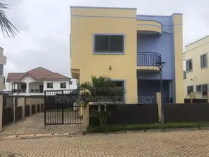 4bdrm Duplex in Amanfrom,Adenta., Accra Metropolitan for sale