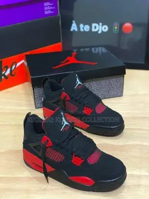 Air Jordan 4 Sneakers