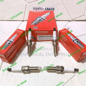 HONDA Pilot 2014-16 V.6 Spark Plugs Original Japan.