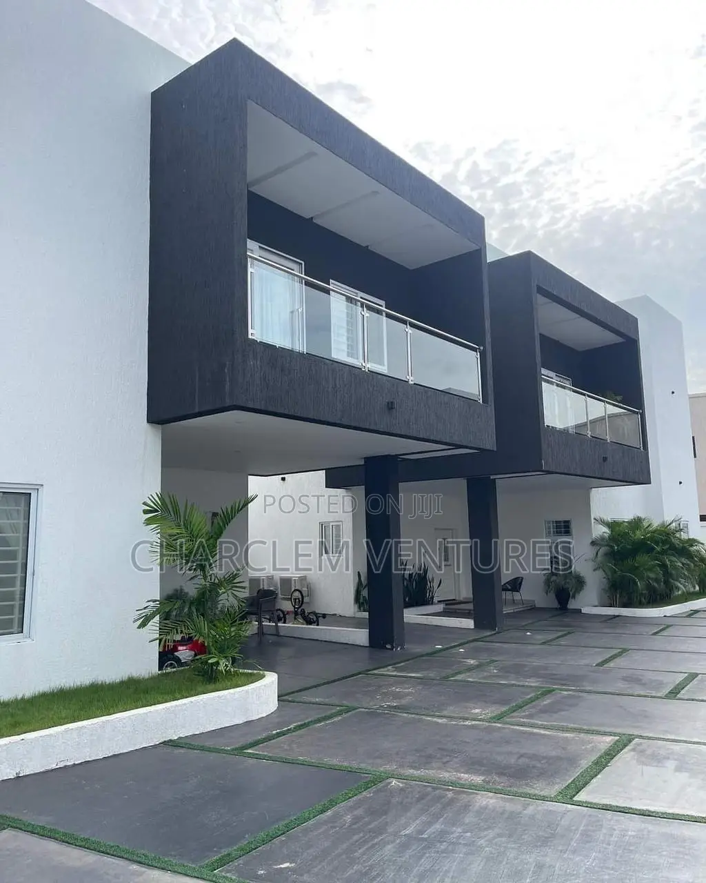 3bdrm Townhouse / Terrace in Charclem Ventures, East Legon for rent