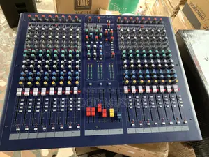 Soundcraft Lx-9 16-Channel Live Mixer