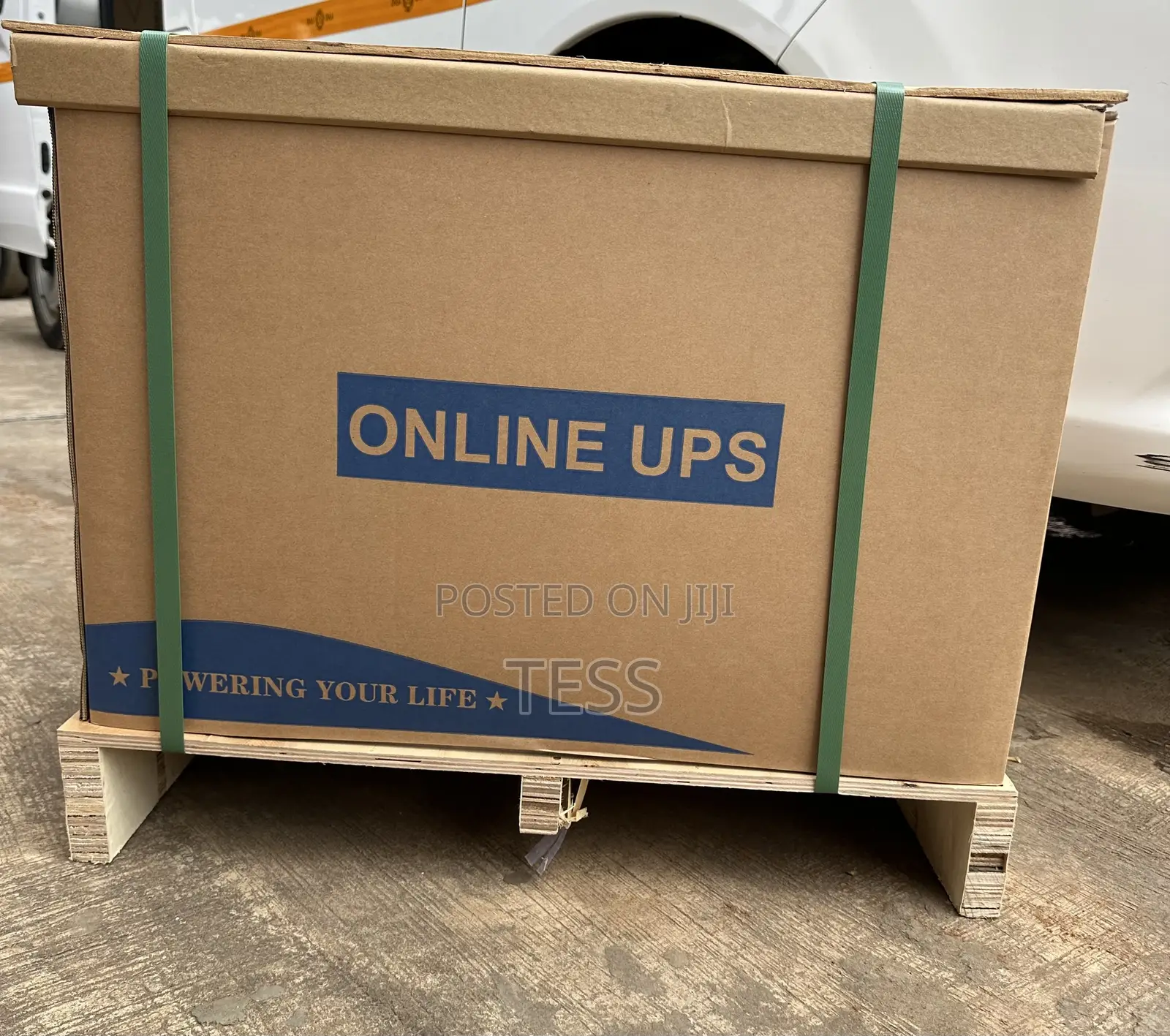 6kva Ups Sturnus With 6pcs of Batteries