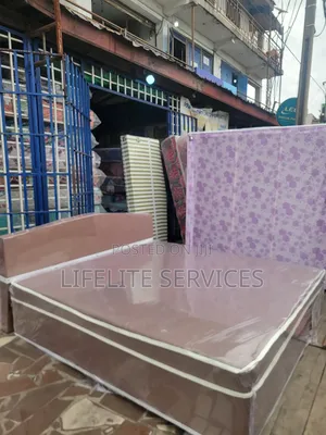Simply Made Bed/Inbuilt Foam(Queen Size)