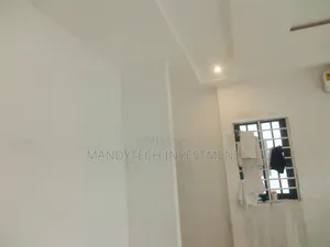 2bdrm Duplex in Lake Side Estate for sale