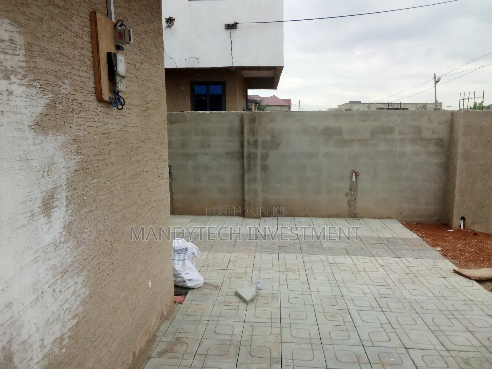 2bdrm Duplex in Lake Side Estate for sale
