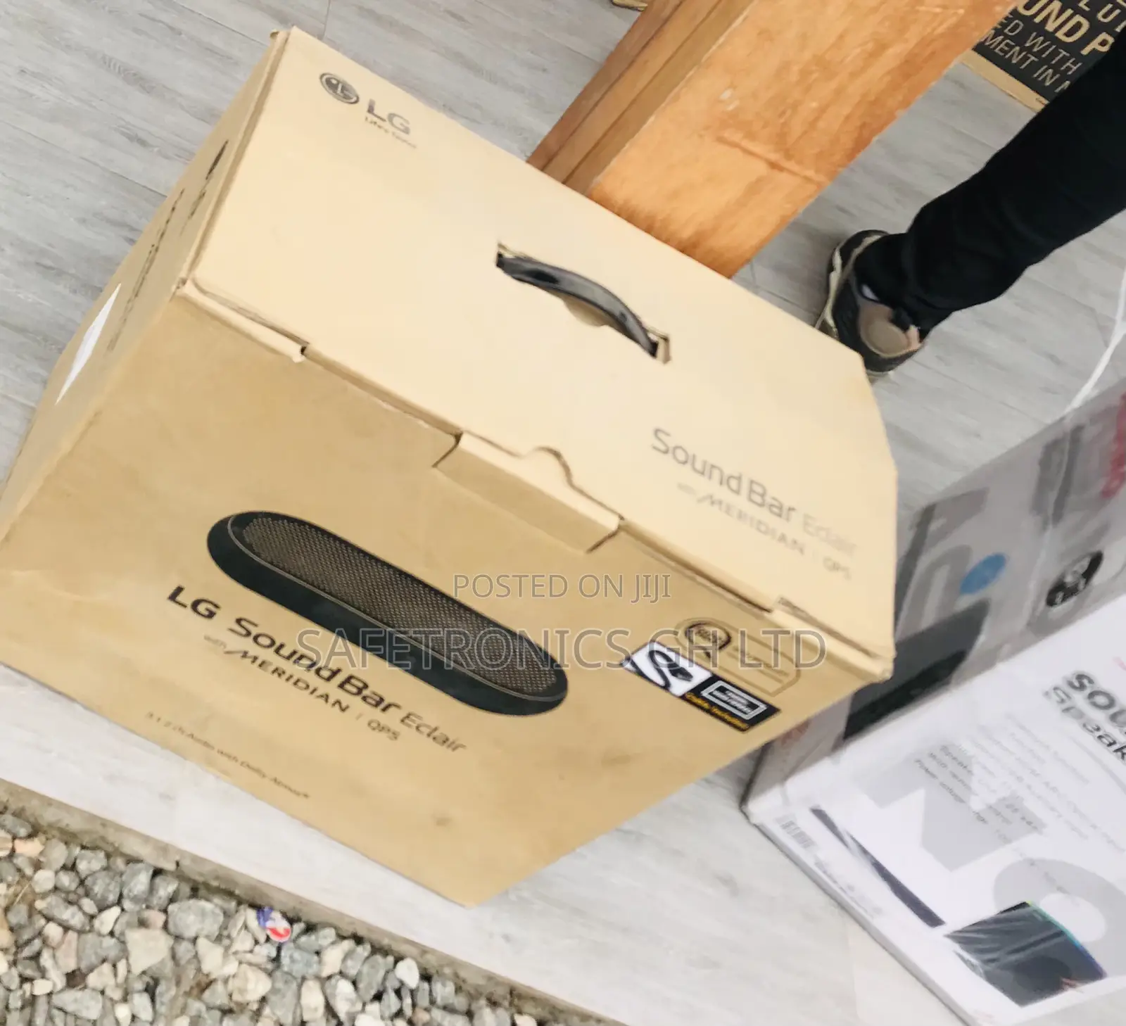 Durable Black Bluetooth Wireless LG QP5 Soundbar