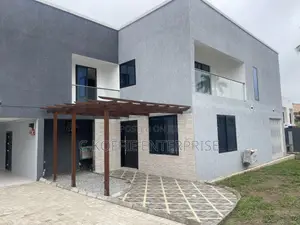 7bdrm Mansion in Labone for rent
